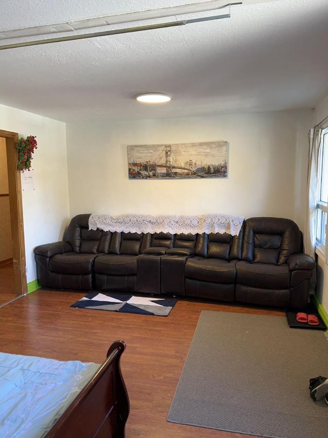 קוויבק סיטי Apartment Avec Parking Prive מראה חיצוני תמונה